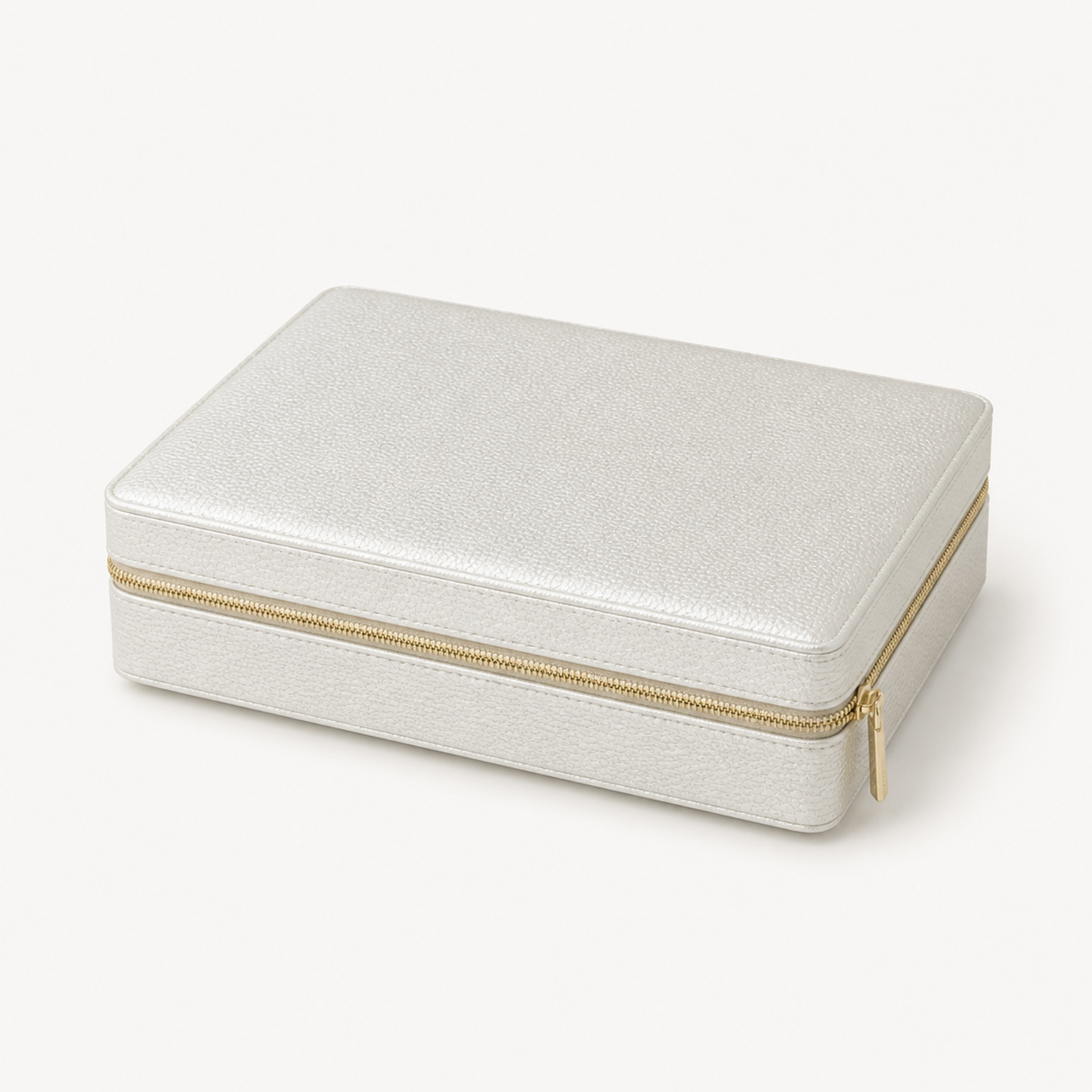 GOLD PEARLIZED JEWELRY TRAVEL CASE — closed