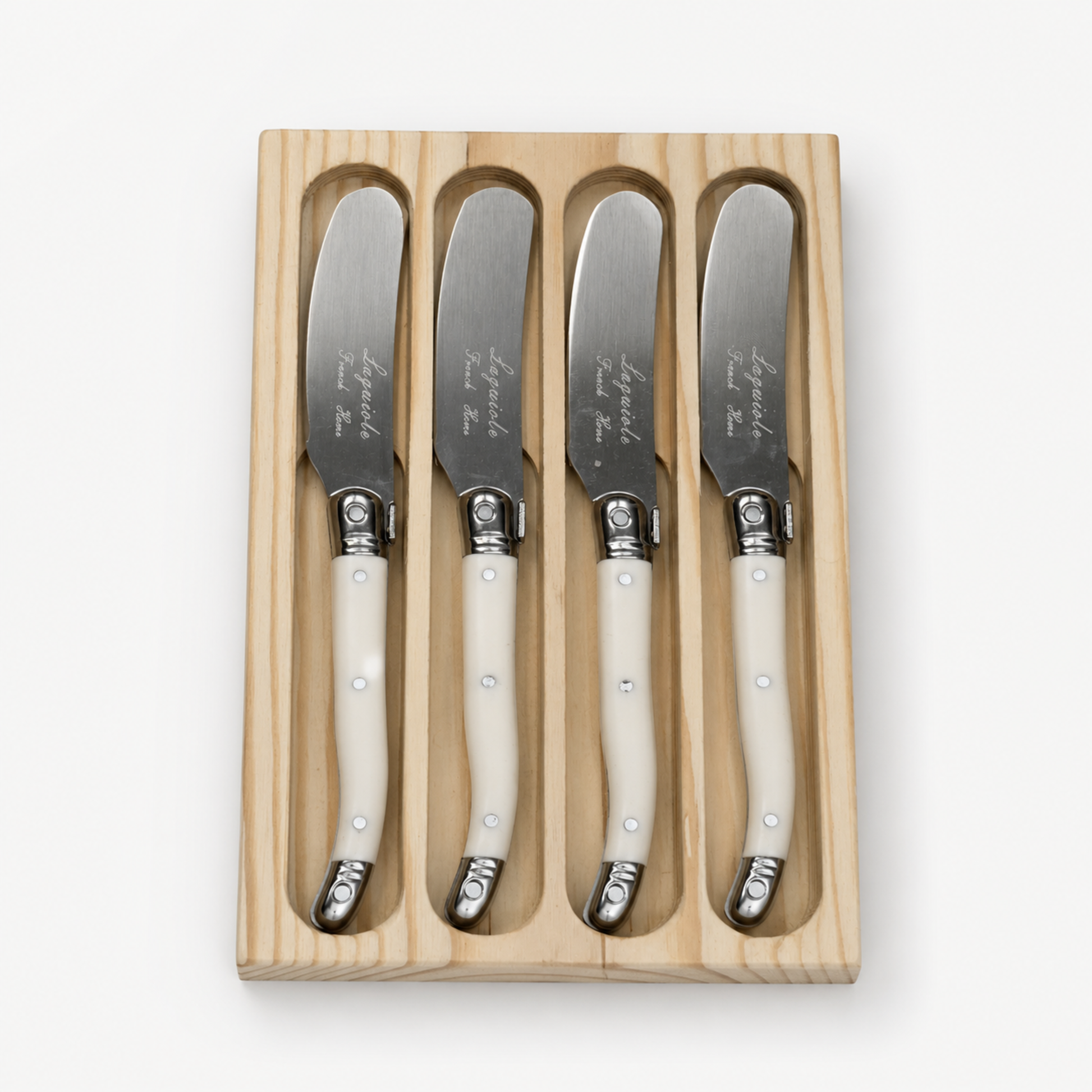 FOUR-PIECE CHEESE SPREADER SET